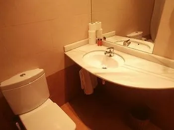 Apartaments Sant Jordi Santa Anna Barcellona 0*,  Spagna