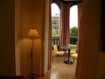 Apartaments Sant Jordi Santa Anna Barcellona Appartamento